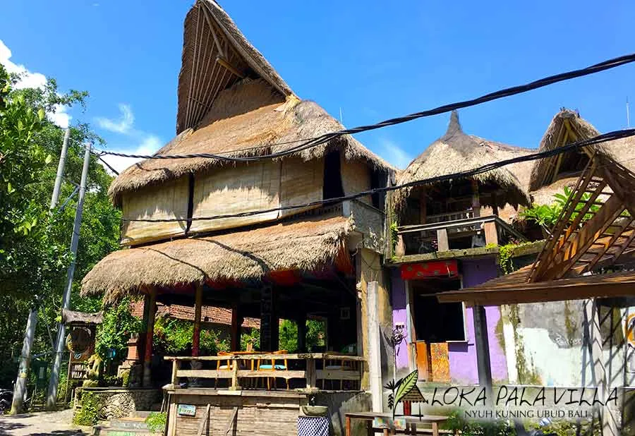 観光地ならではのレストラン　Bali Bohemia Huts